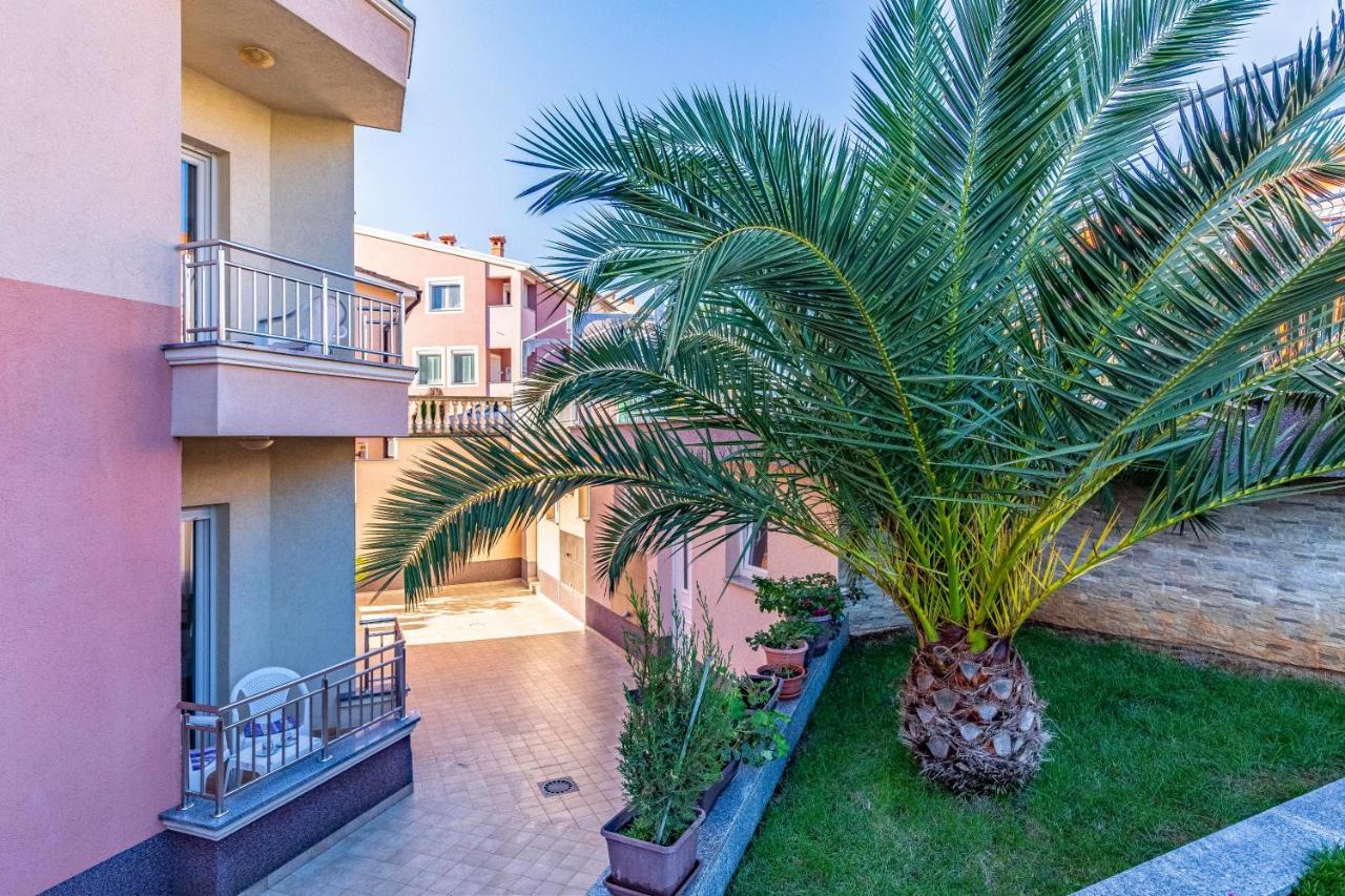 Istriensonne - Apartments Veruda Mit Grillterrasse Pula Exterior photo